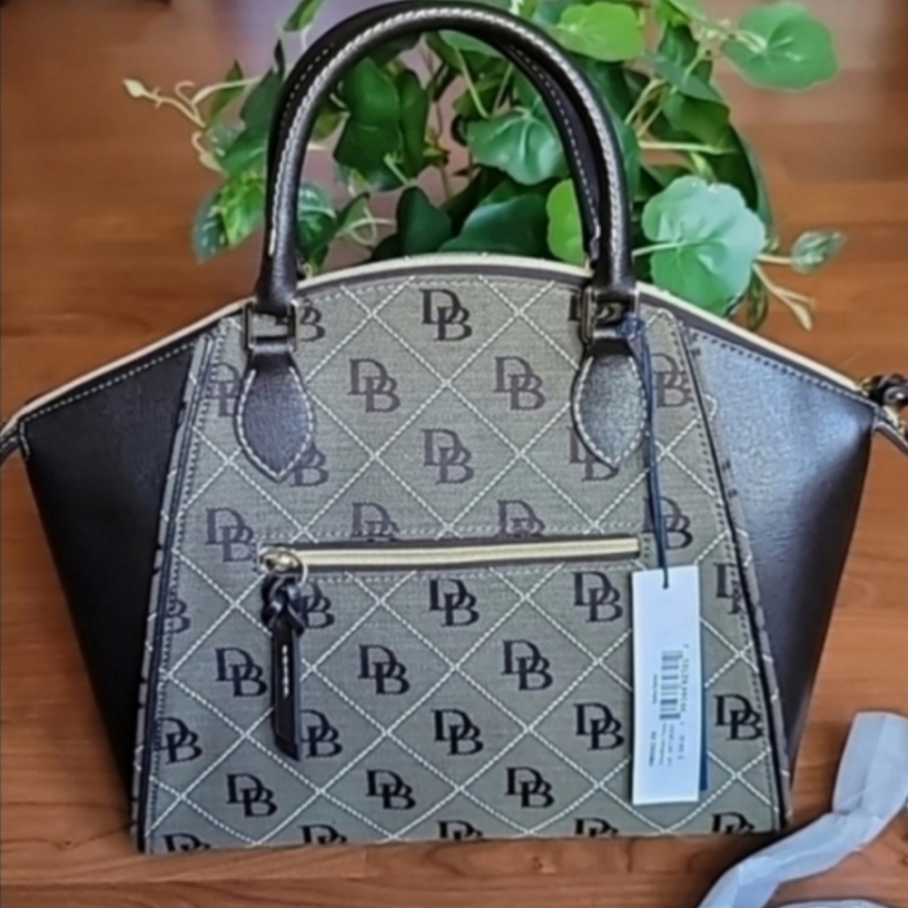 DOONEY & BOURKE Sydney Logo Leather Dome Satchel - Picture 6 of 12